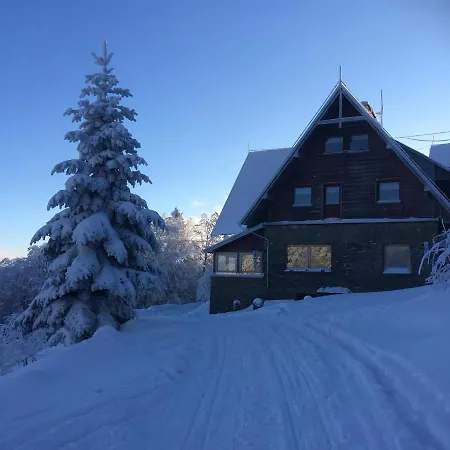 Schronisko Gorskie Pttk Na Jaworzynie Krynickiej Hostel *