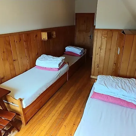 Schronisko Gorskie Pttk Na Jaworzynie Krynickiej