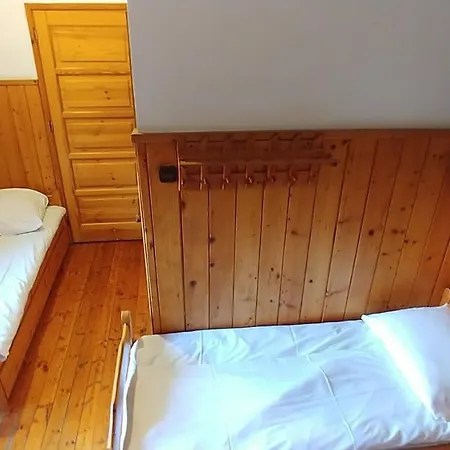Schronisko Gorskie Pttk Na Jaworzynie Krynickiej Hostel *
