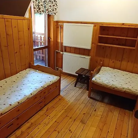 Schronisko Gorskie Pttk Na Jaworzynie Krynickiej Hostel
